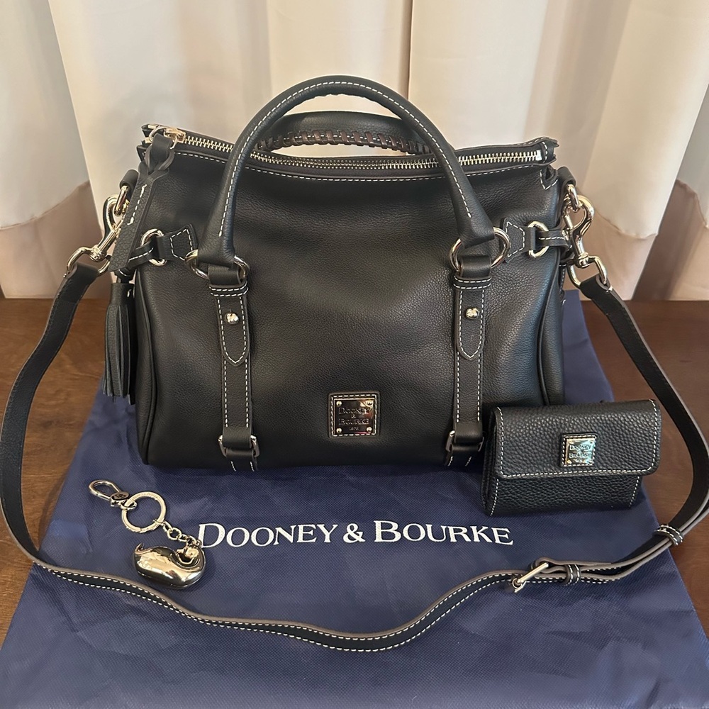 Dooney & Bourke Sorrento Satchel Set  - Black
